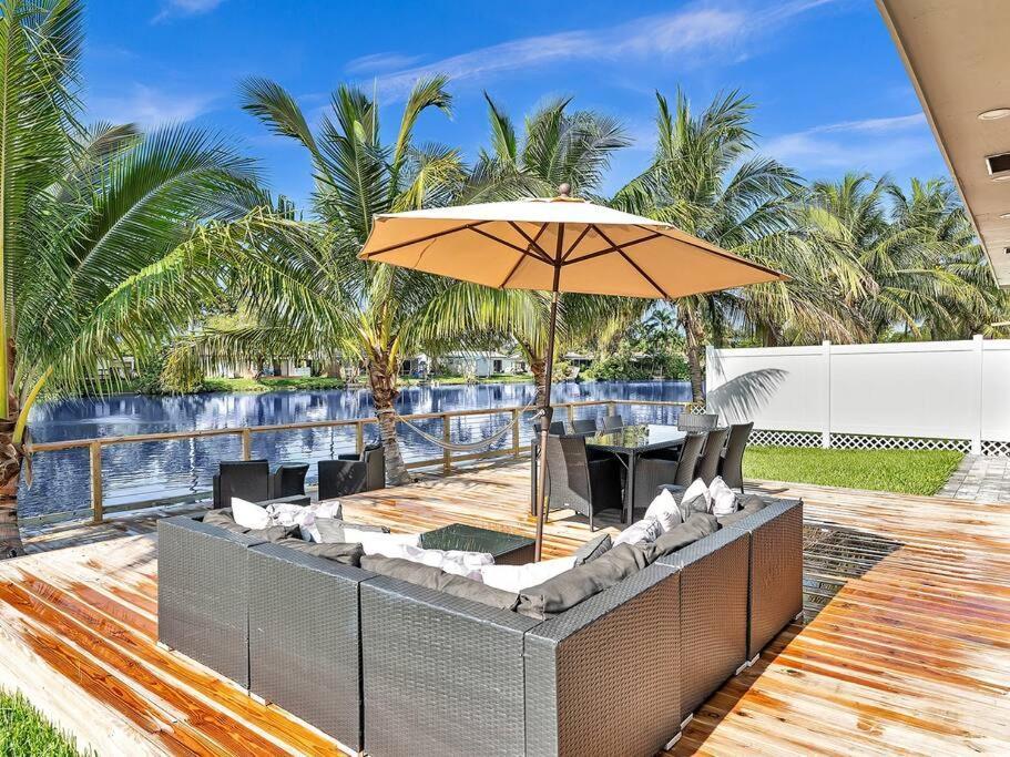 5-Star Lakefront Oasis In Hollywood-Hard Rock Casino フォート・ローダーデール エクステリア 写真