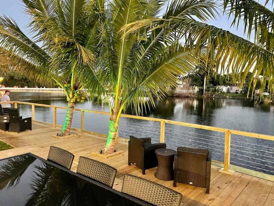 5-Star Lakefront Oasis In Hollywood-Hard Rock Casino フォート・ローダーデール エクステリア 写真