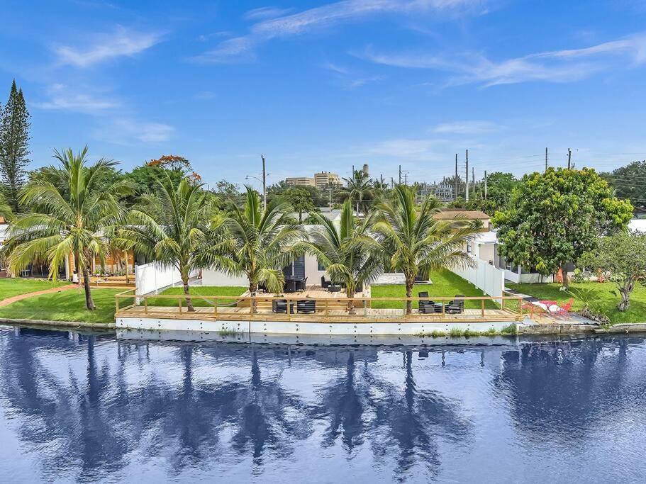 5-Star Lakefront Oasis In Hollywood-Hard Rock Casino フォート・ローダーデール エクステリア 写真