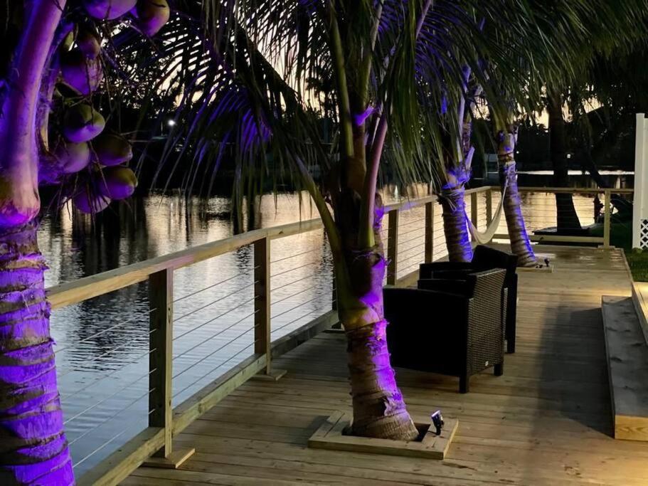 5-Star Lakefront Oasis In Hollywood-Hard Rock Casino フォート・ローダーデール エクステリア 写真
