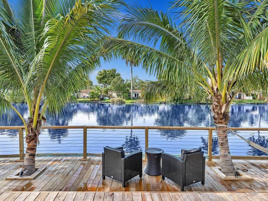 5-Star Lakefront Oasis In Hollywood-Hard Rock Casino フォート・ローダーデール エクステリア 写真